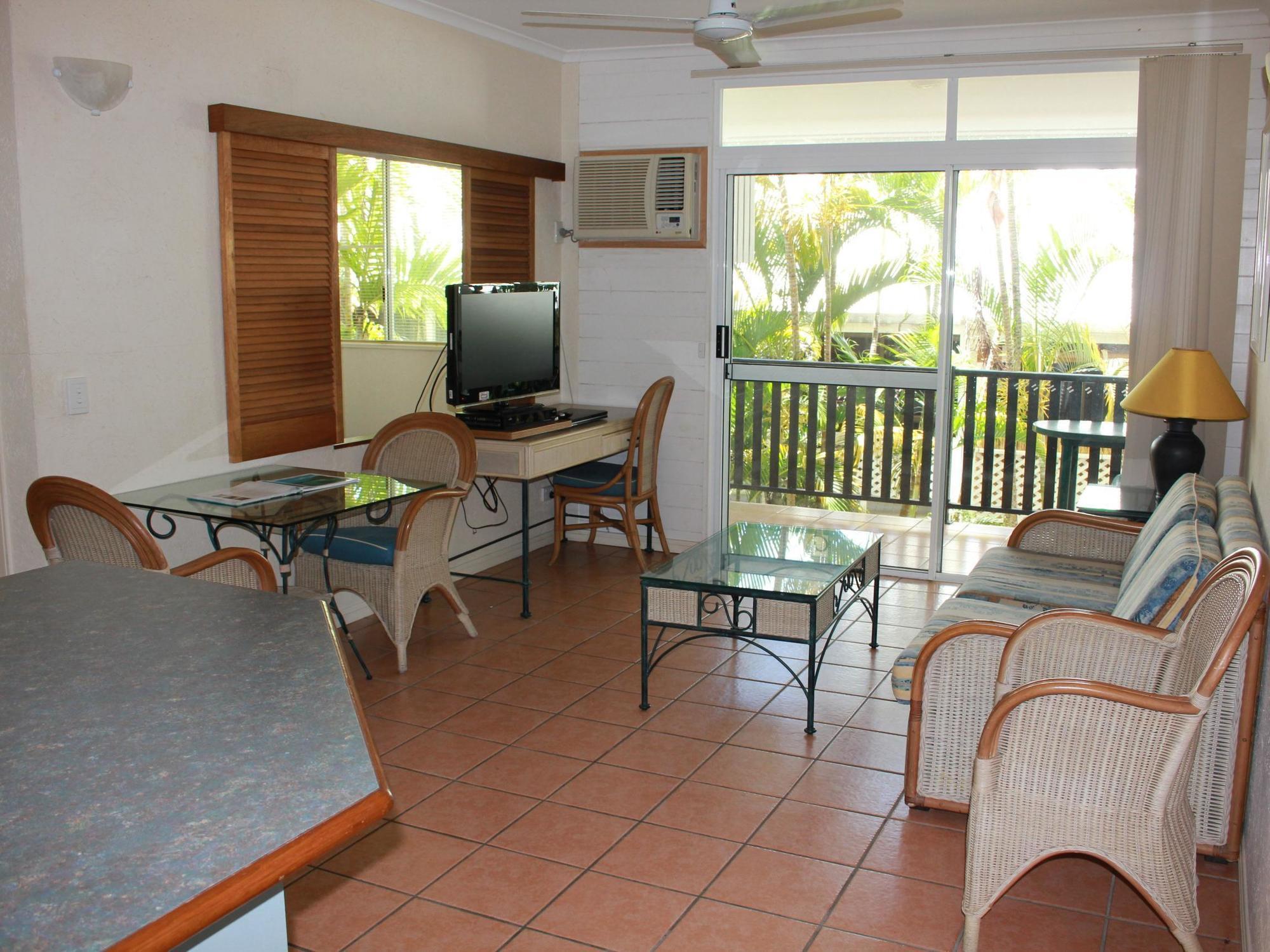 Seascape Holidays - Tropic Sands Порт Дъглас Екстериор снимка