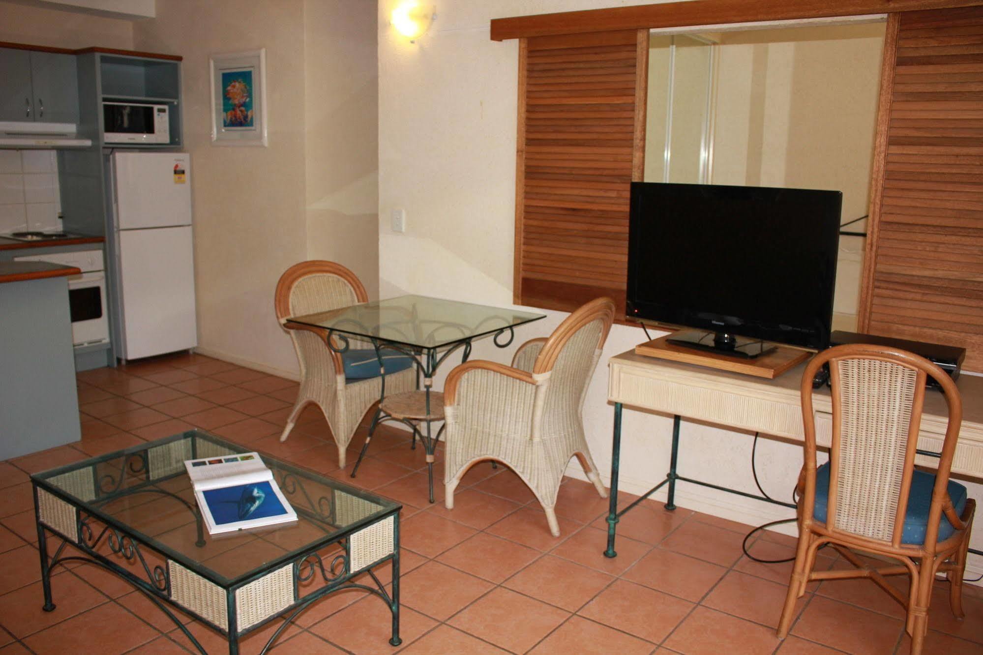 Seascape Holidays - Tropic Sands Порт Дъглас Екстериор снимка