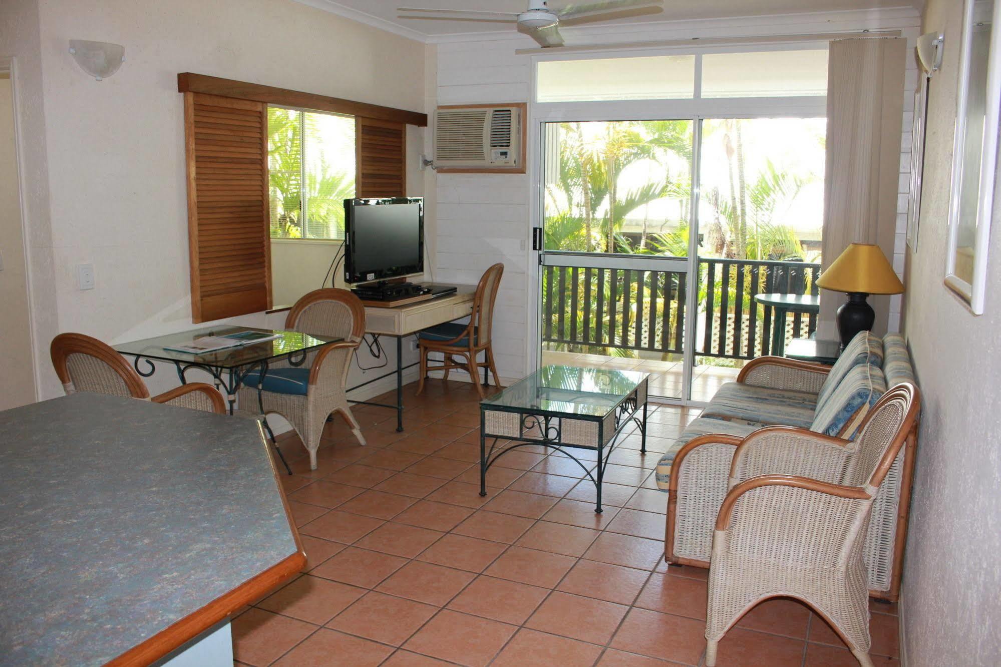 Seascape Holidays - Tropic Sands Порт Дъглас Екстериор снимка